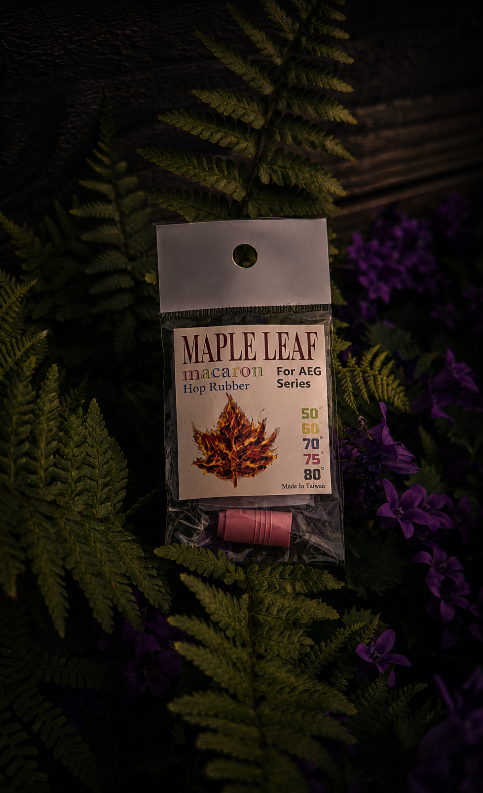 Maple leaf macaron bucking